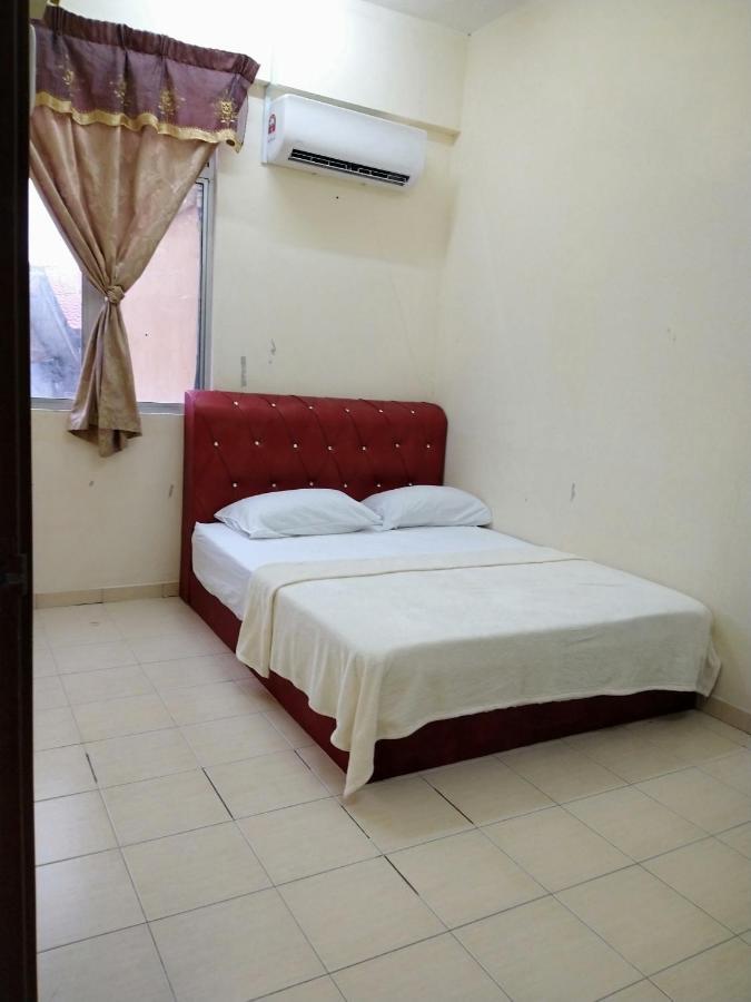 Homestay Kuala Terengganu Near Batu Burok, Hospital Hsnz, Ktcc Mall, Drawbridge A Exterior photo